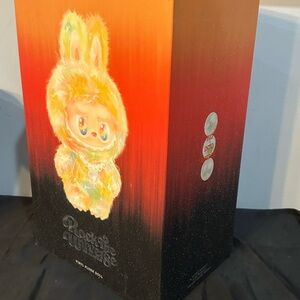 THE MONSTERS Big into Energy Series-ROCK THE UNIVERSE Vinyl Plush Doll labubu